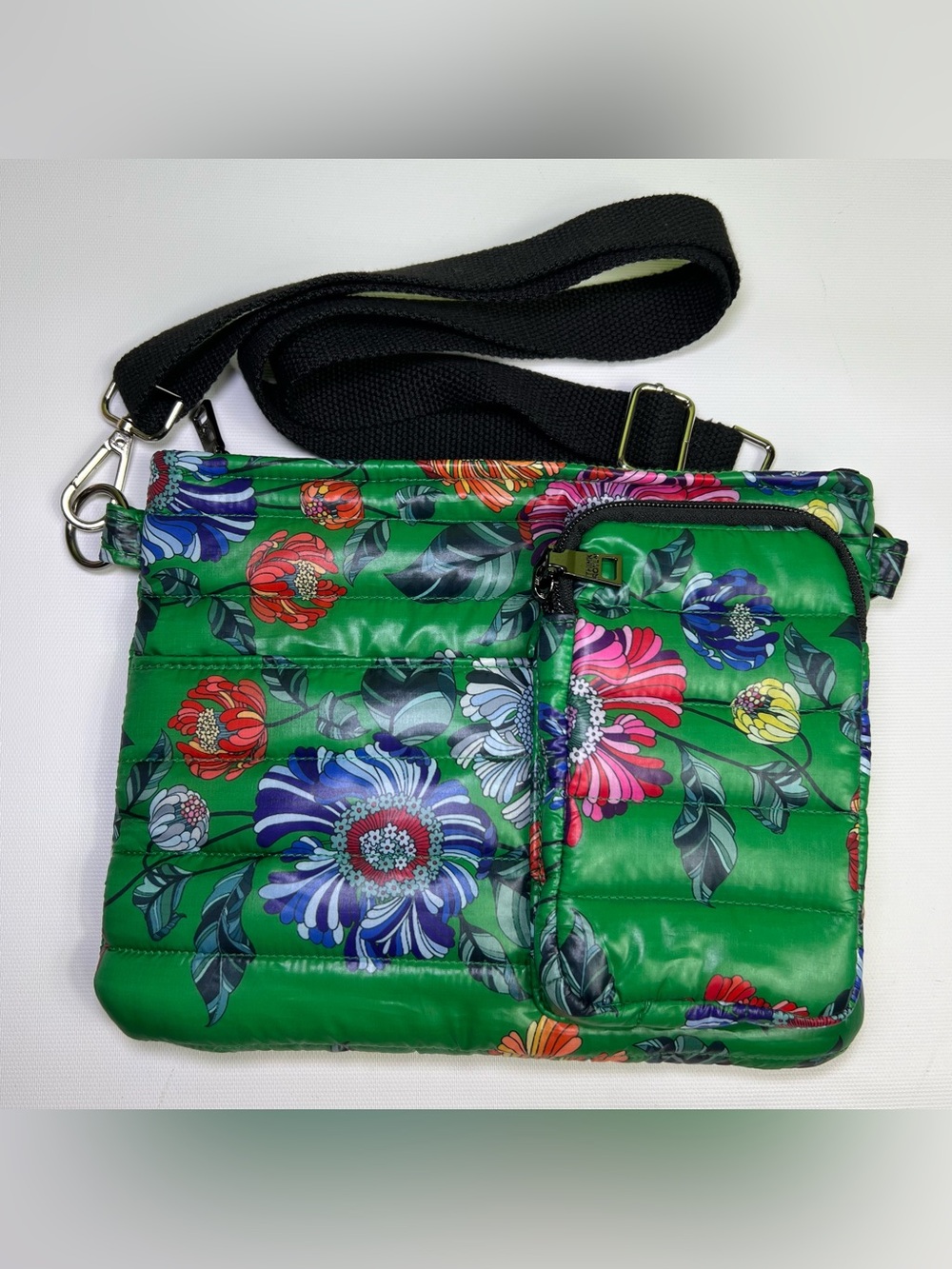 Think Royln green floral crossbody with coin purse great condition